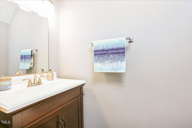 250 S Estes Drive Apt 115, Chapel Hill, NC 27514