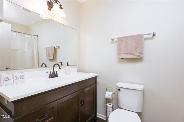 250 S Estes Drive Apt 115, Chapel Hill, NC 27514