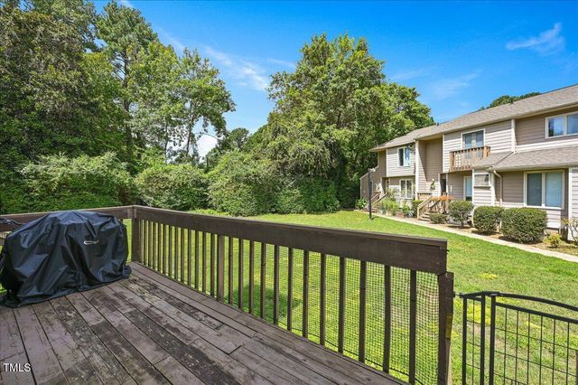 250 S Estes Drive Apt 115, Chapel Hill, NC 27514