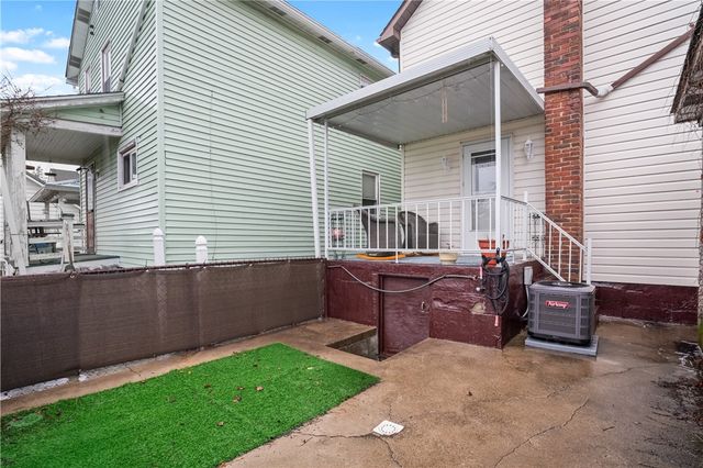 242 S Washington, City Of Greensburg, PA 15601