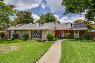 205 N Weatherred Drive, Richardson, TX 75080