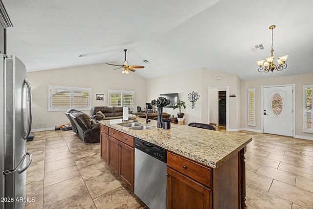 11915 N 79TH Avenue, Peoria, AZ 85345