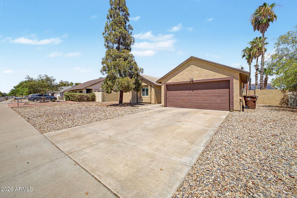 11915 N 79TH Avenue, Peoria, AZ 85345 — photo 3