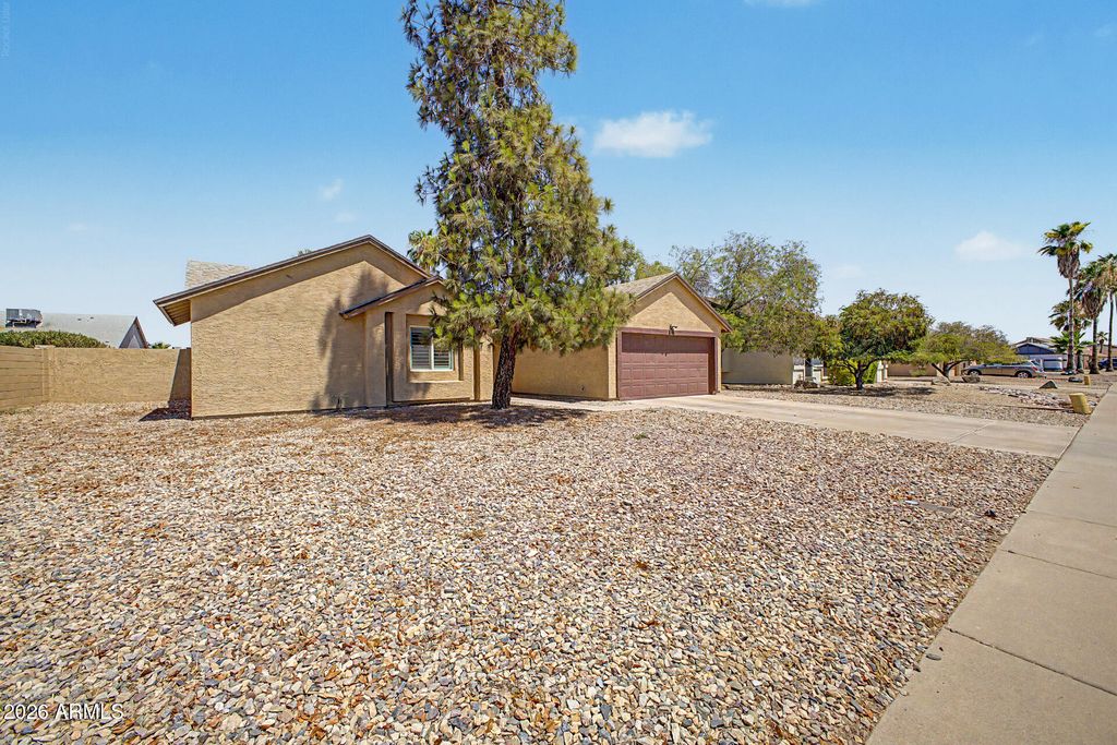 11915 N 79TH Avenue, Peoria, AZ 85345 — photo 5