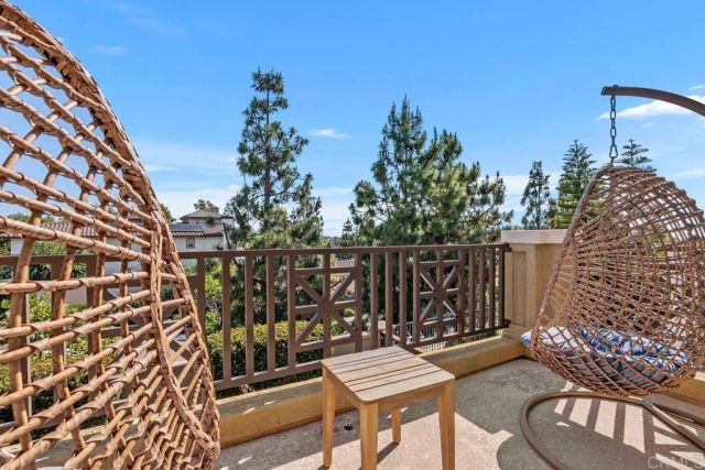 923 Citrine Way, San Diego, CA 92078