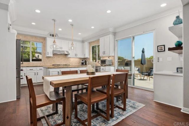 923 Citrine Way, San Diego, CA 92078