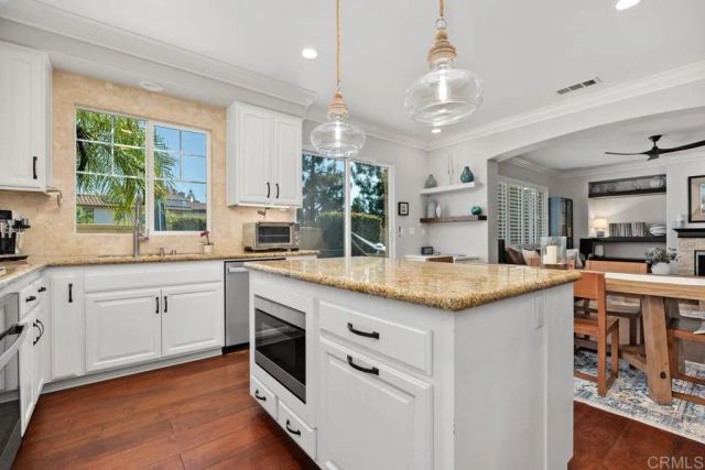 923 Citrine Way, San Diego, CA 92078