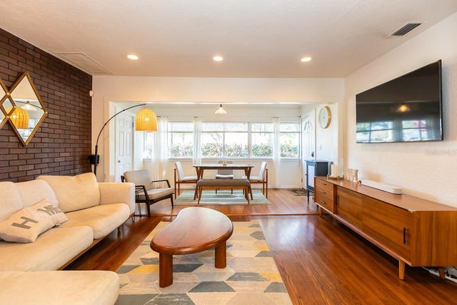 918 PALM DRIVE, Orlando, FL 32803