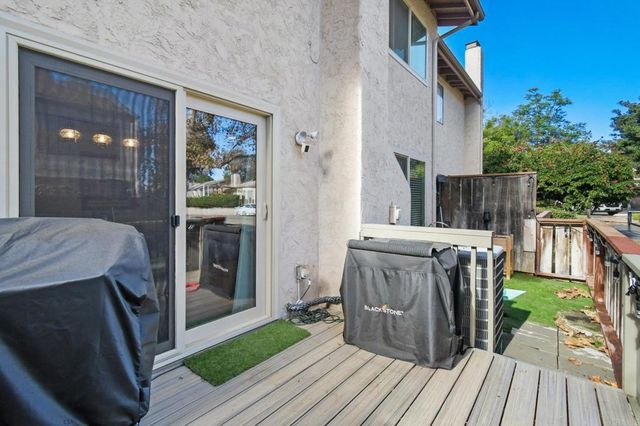 3015 Plaza Leonardo, Bonita, CA 91902