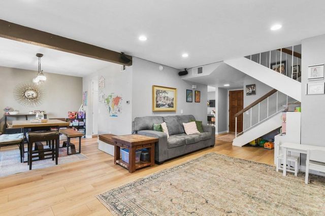 3015 Plaza Leonardo, Bonita, CA 91902