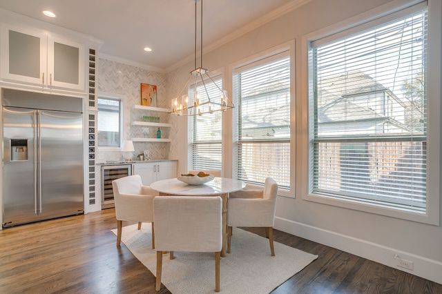 3812 W 5th Street, Fort Worth, TX 76107