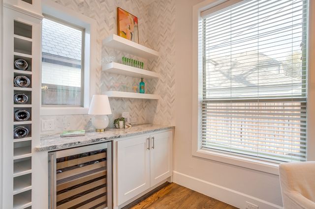 3812 W 5th Street, Fort Worth, TX 76107