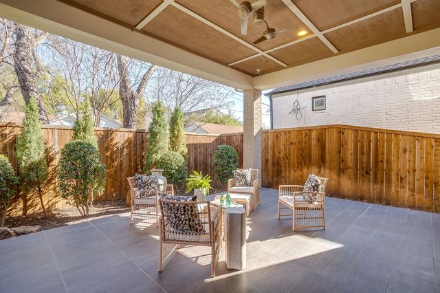 3812 W 5th Street, Fort Worth, TX 76107