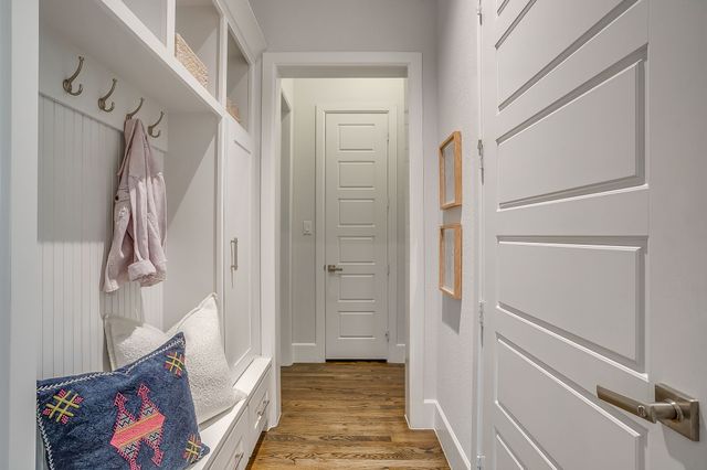 3812 W 5th Street, Fort Worth, TX 76107