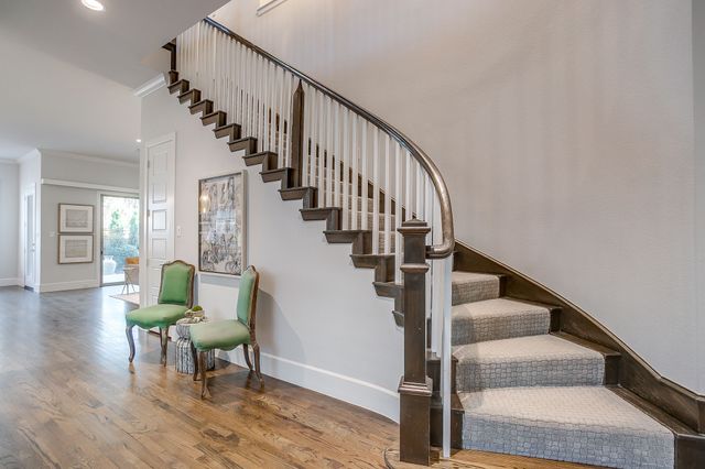 3812 W 5th Street, Fort Worth, TX 76107