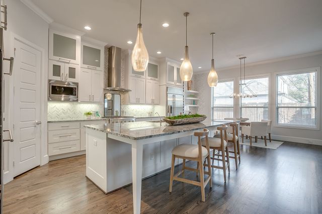 3812 W 5th Street, Fort Worth, TX 76107