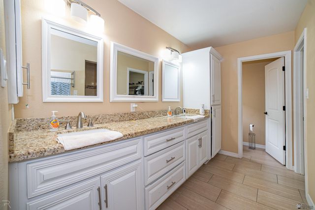 1520 N Jennifer Ave, Somerton, AZ 85350