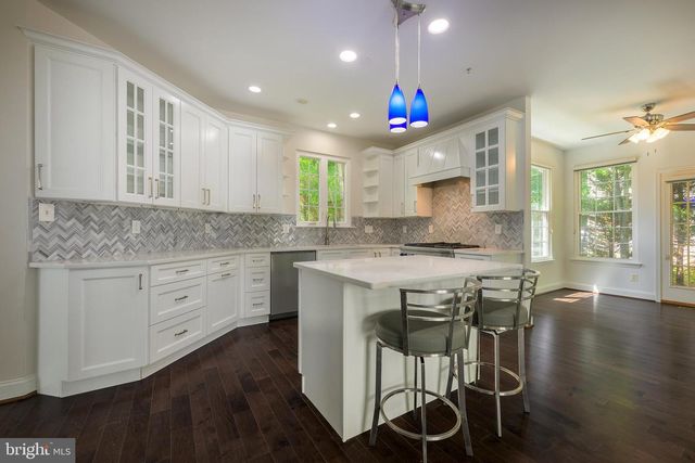 7414 QUIXOTE CT, Bowie, MD 20720