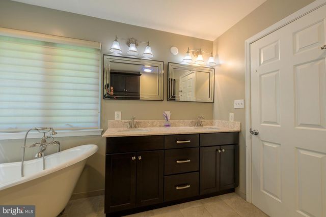 7414 QUIXOTE CT, Bowie, MD 20720