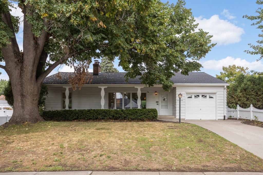 1859 Saunders Avenue, Saint Paul, MN 55116 — exterior