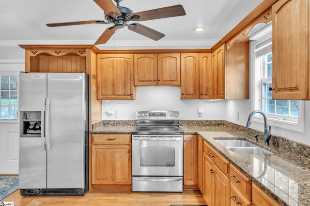 8 Spring Street, Piedmont, SC 29673