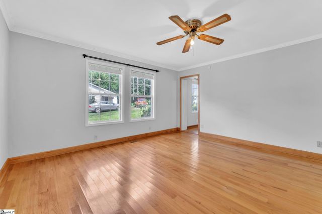 8 Spring Street, Piedmont, SC 29673
