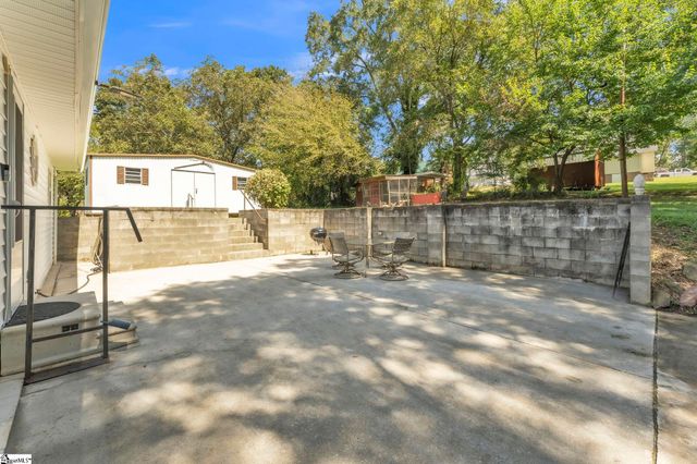 8 Spring Street, Piedmont, SC 29673
