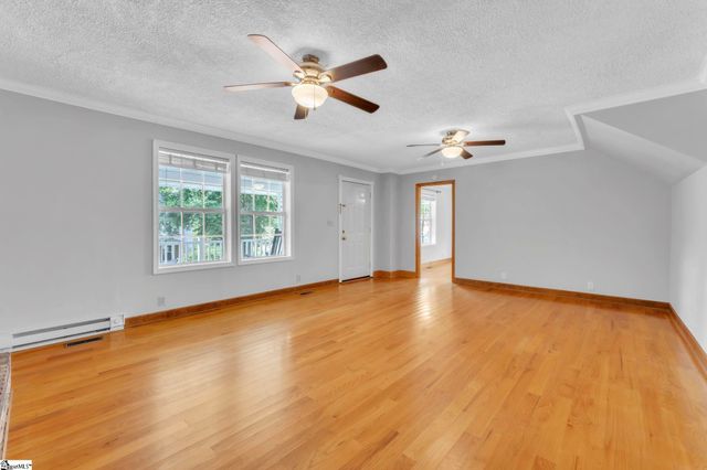 8 Spring Street, Piedmont, SC 29673