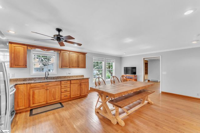 8 Spring Street, Piedmont, SC 29673