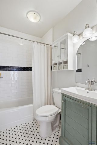 1605 11TH ST, Rapid City, SD 57701