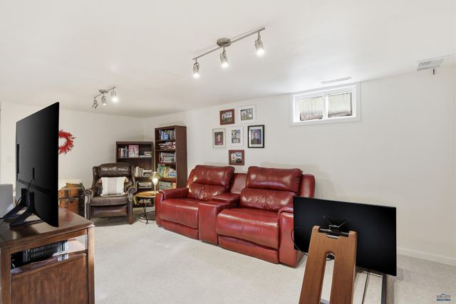 1605 11TH ST, Rapid City, SD 57701