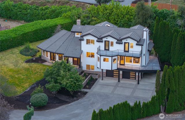 12621 49th Street Ct E, Edgewood, WA 98032