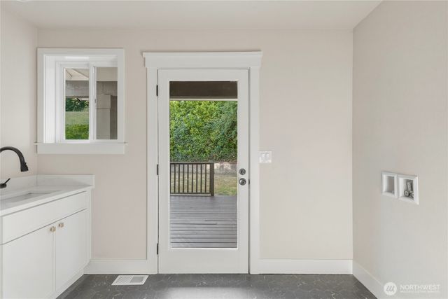 12621 49th Street Ct E, Edgewood, WA 98032