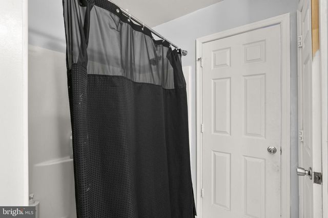 4008 CUTTY SARK RD, Middle River, MD 21220