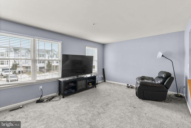 4008 CUTTY SARK RD, Middle River, MD 21220