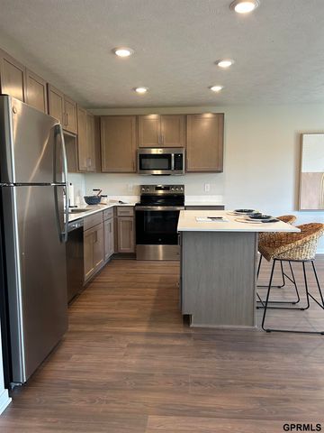 537 W Corsac Road, Lincoln, NE 68523