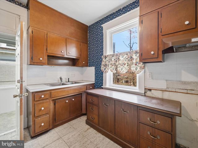 2201 N 2ND ST, Harrisburg, PA 17110