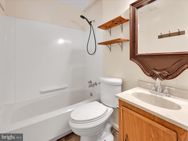 1734 THOMPSON AVE, Annville, PA 17003