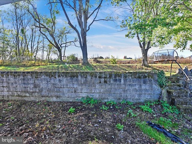 1734 THOMPSON AVE, Annville, PA 17003