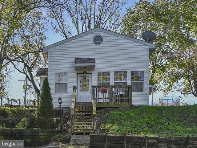 1734 THOMPSON AVE, Annville, PA 17003
