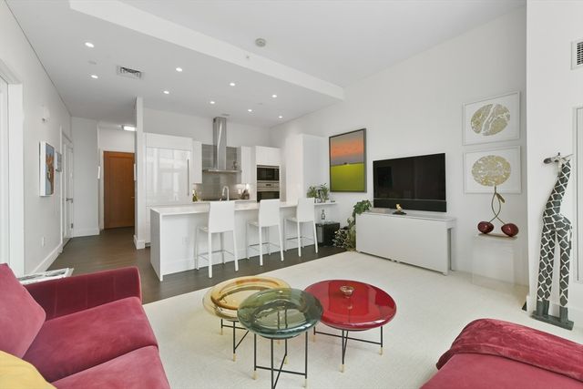 50 Liberty PH1G, Boston, MA 02210