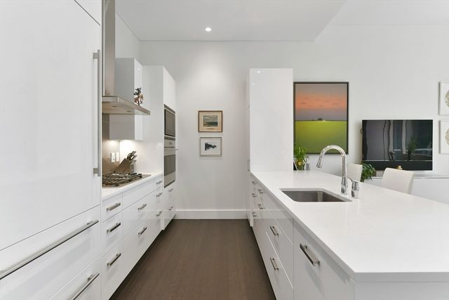 50 Liberty PH1G, Boston, MA 02210