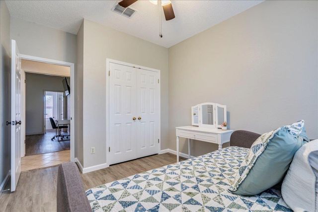 210 Meadow Woods DR, Kyle, TX 78640