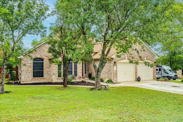210 Meadow Woods DR, Kyle, TX 78640