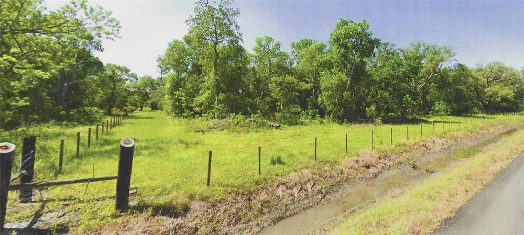 0 County Road 28, Bailey's Prairie, TX 77515