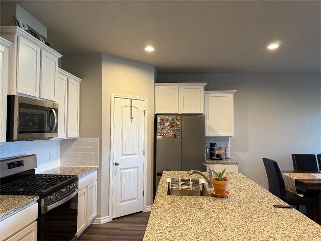 2662 Excelsior Blvd, Corpus Christi, TX 78415