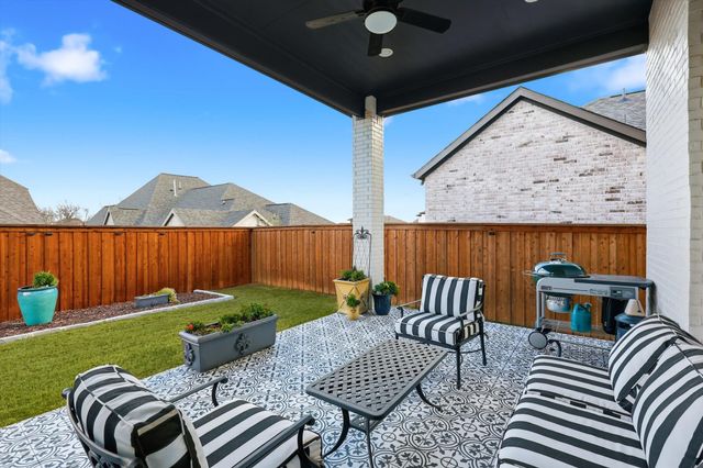 704 Pony Foot Drive, Little Elm, TX 75068