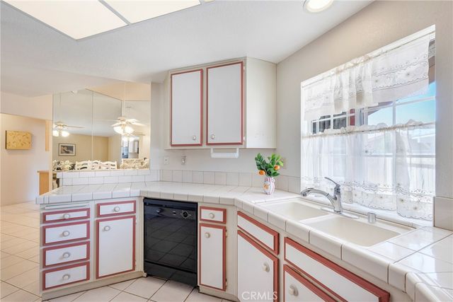 28285 Calle Lustrosos, Menifee, CA 92585