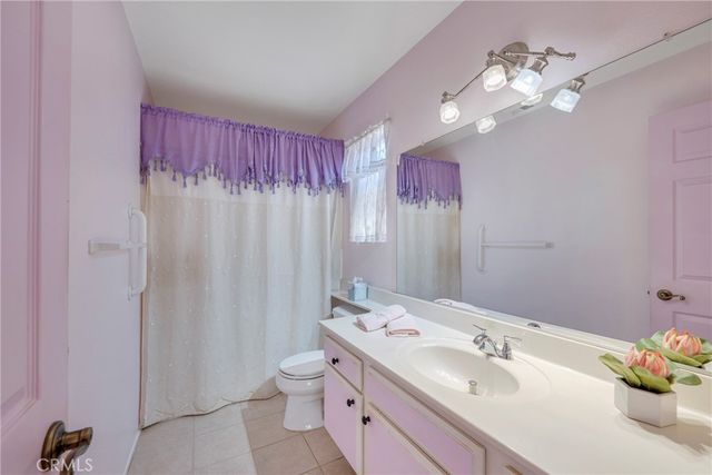 28285 Calle Lustrosos, Menifee, CA 92585