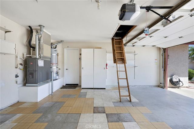 28285 Calle Lustrosos, Menifee, CA 92585